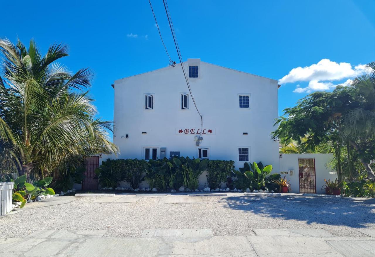 Bell At The Airport Suites Adults Only - Free Airport Transportation Nassau Luaran gambar