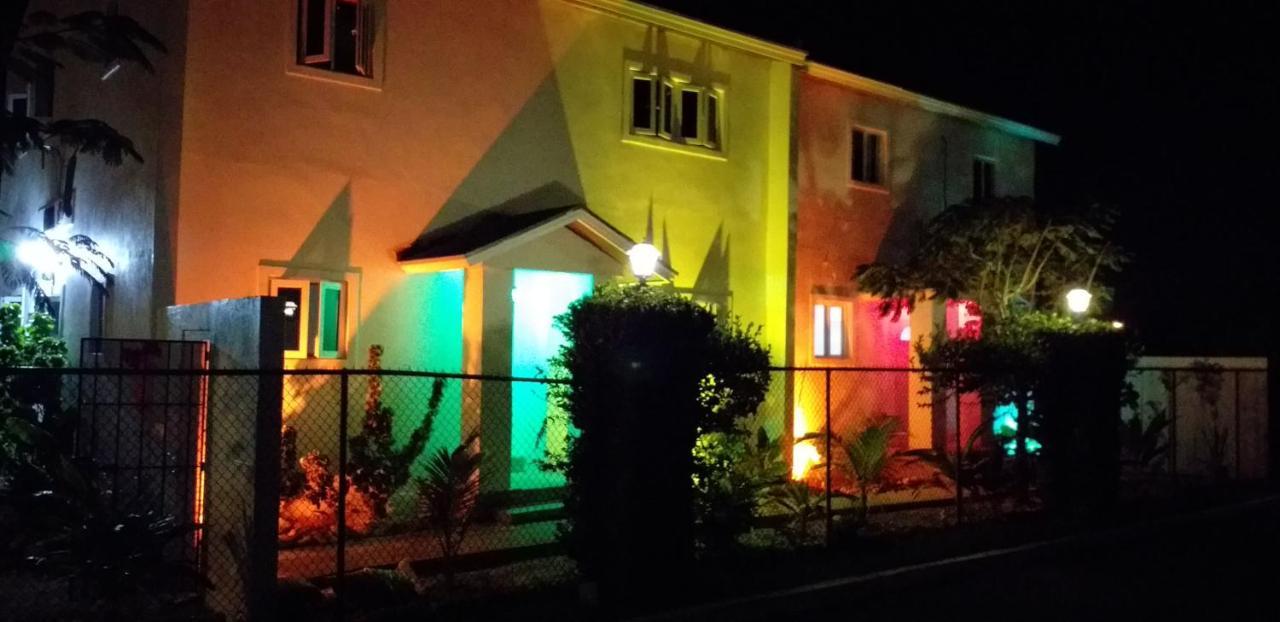 Bell At The Airport Suites Adults Only - Free Airport Transportation Nassau Luaran gambar