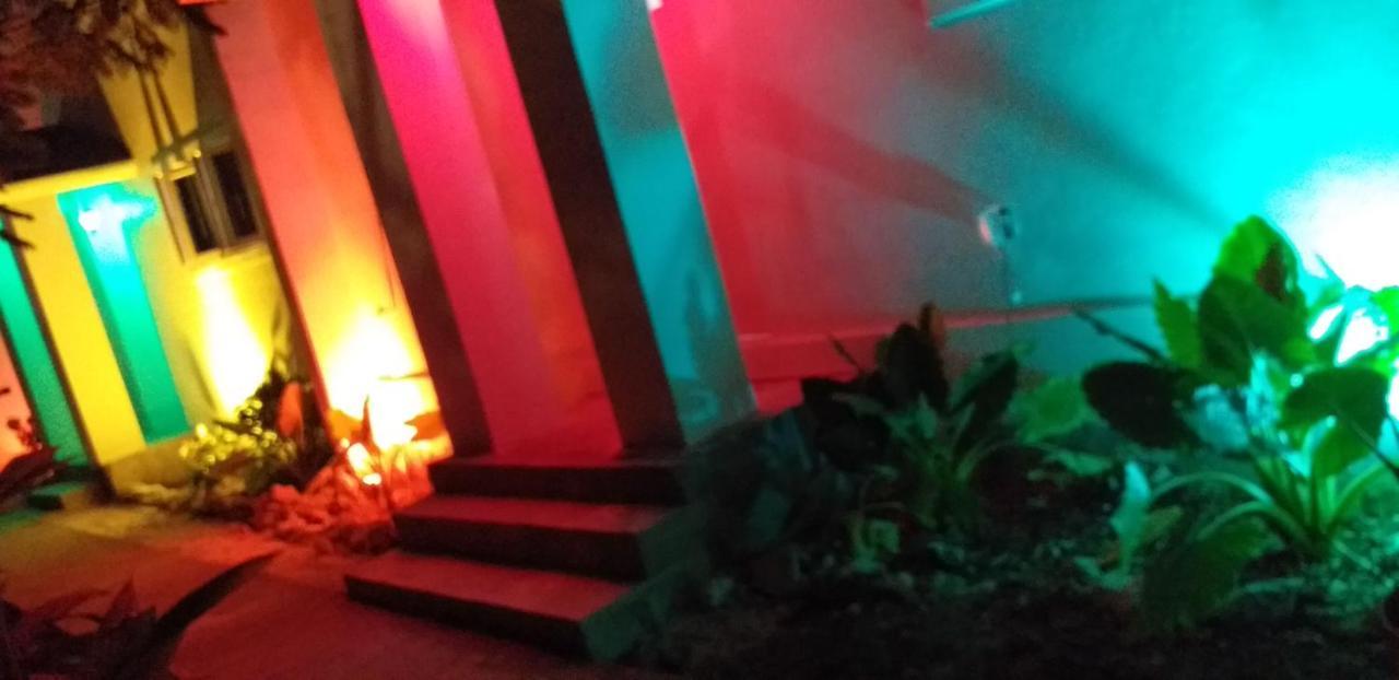 Bell At The Airport Suites Adults Only - Free Airport Transportation Nassau Luaran gambar
